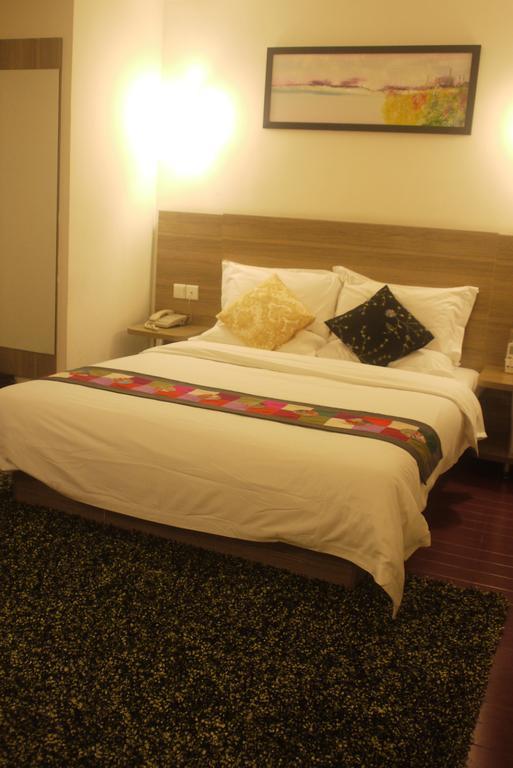 Revive House Hotel Guangzhou Shang Xia Jiu Bilik gambar